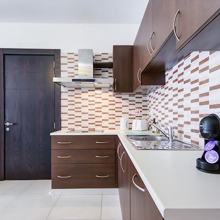 Stylish 2Br Apt With Balconies In St Julians, Paceville - Apt 6 By Vaganza Saint Julian's Exterior foto