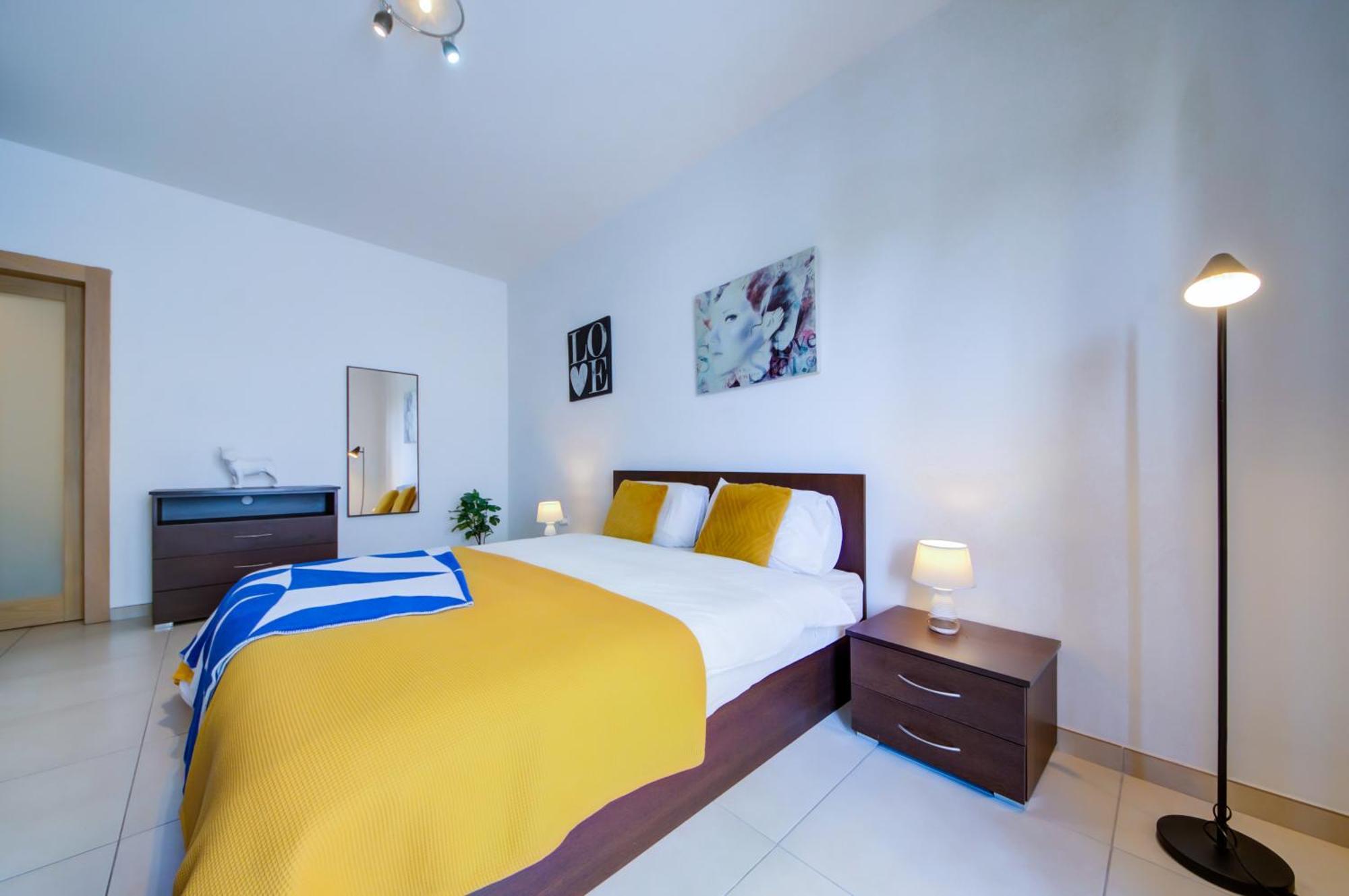Stylish 2Br Apt With Balconies In St Julians, Paceville - Apt 6 By Vaganza Saint Julian's Exterior foto